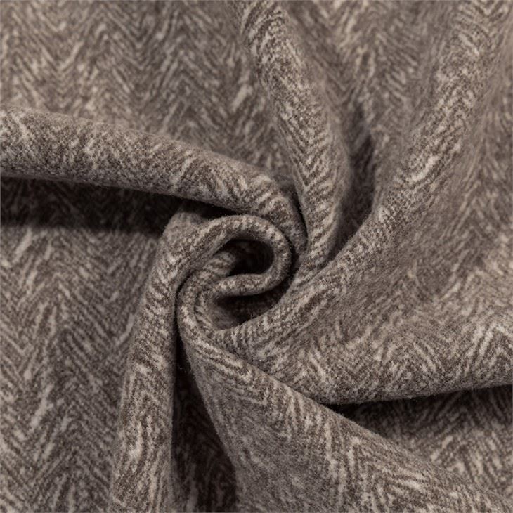 Puolalainen Jacquard-kangas